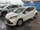 Thumbnail '3' of Toyota Aqua