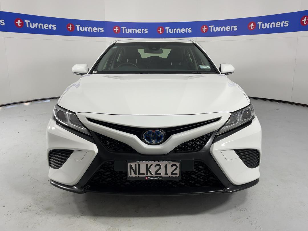 Photo '2' of Toyota Camry