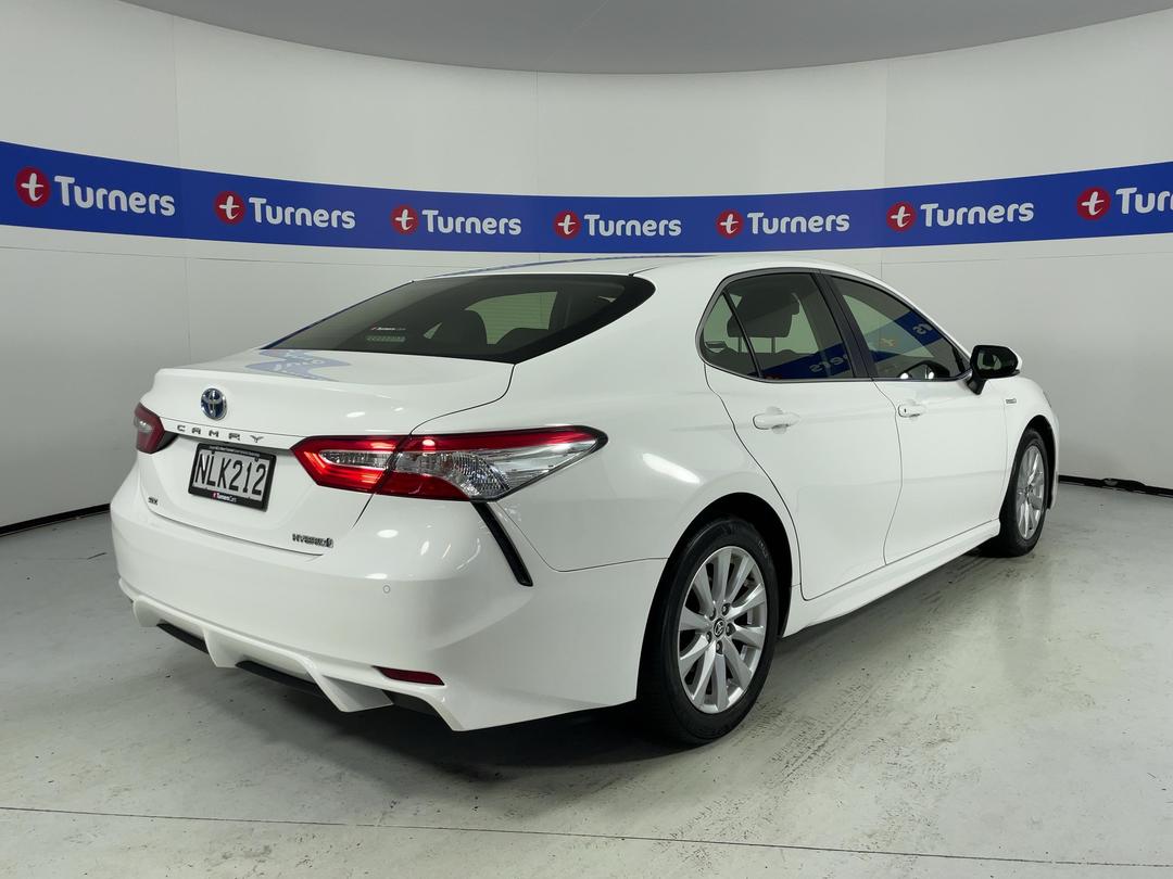 Photo '7' of Toyota Camry