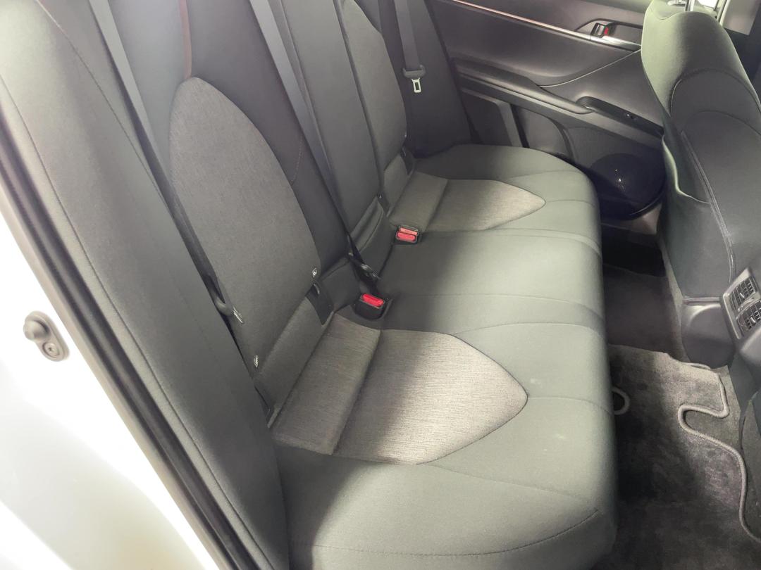 Photo '20' of Toyota Camry