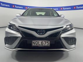 Photo '2' of Toyota Camry