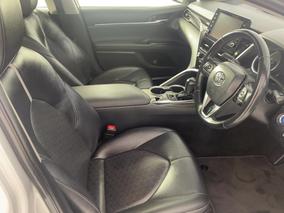Photo '16' of Toyota Camry