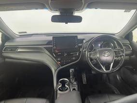 Photo '17' of Toyota Camry