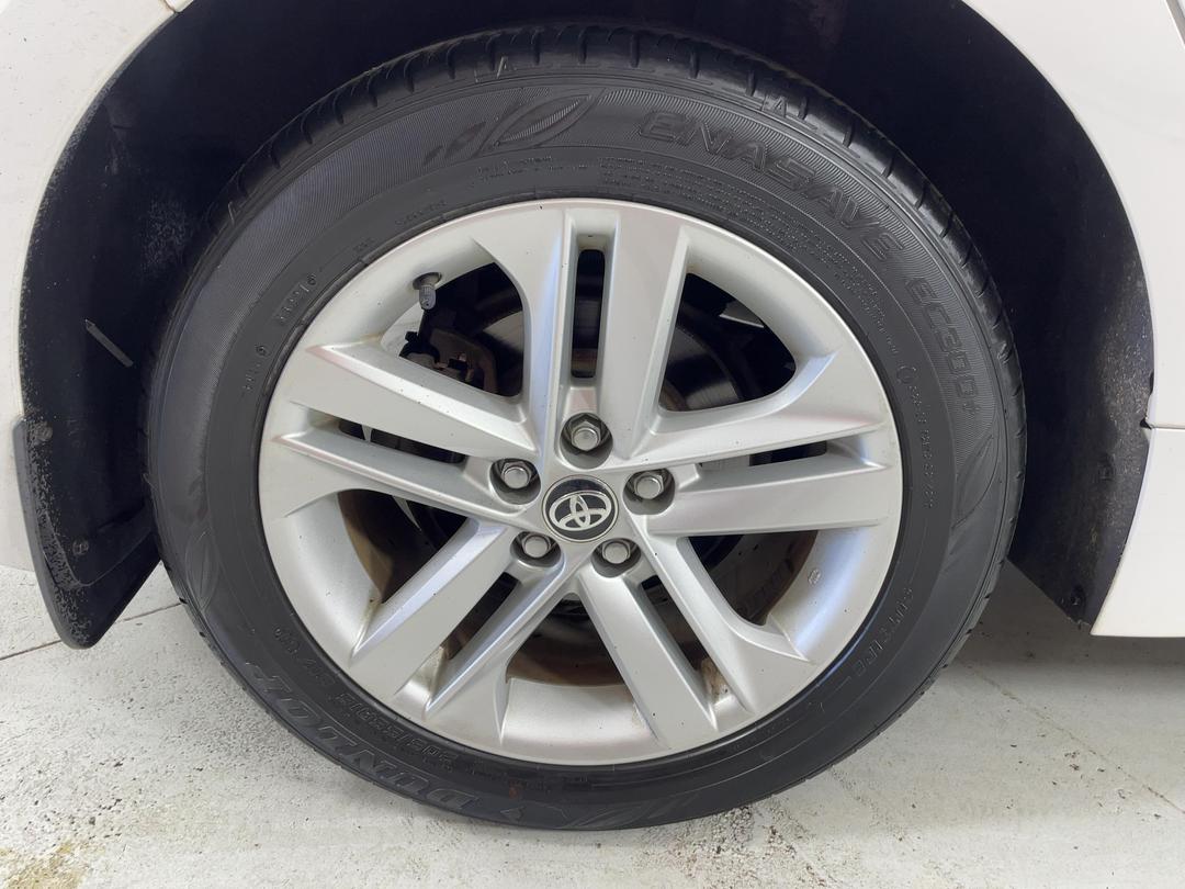 Photo '12' of Toyota Corolla
