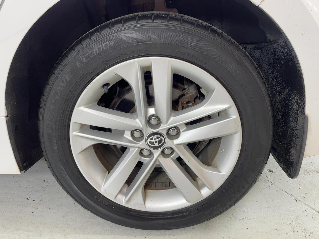 Photo '11' of Toyota Corolla