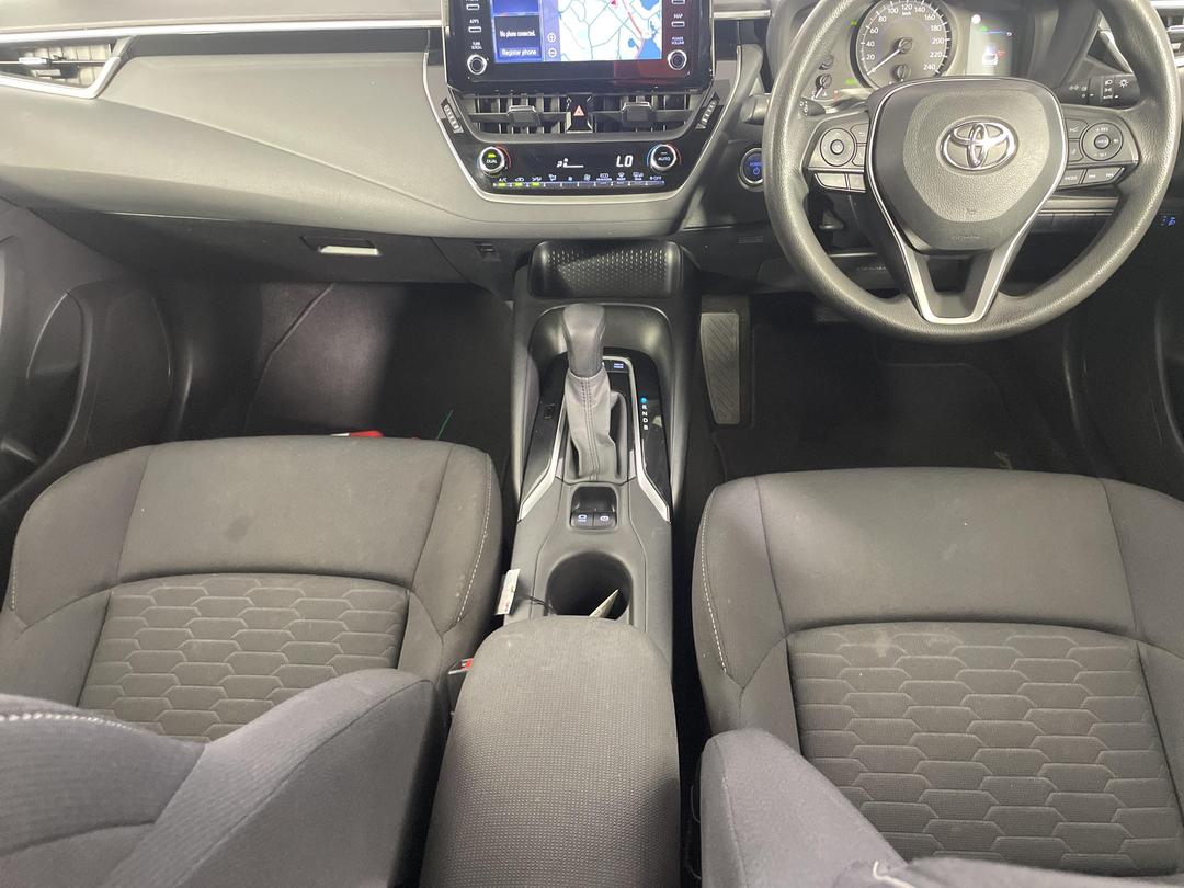 Photo '18' of Toyota Corolla