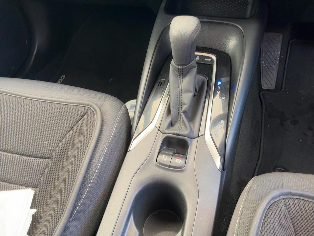 Photo '13' of Toyota Corolla GX