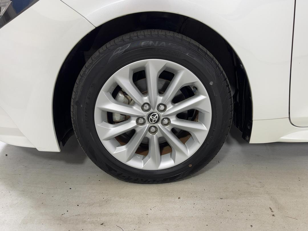 Photo '10' of Toyota Corolla