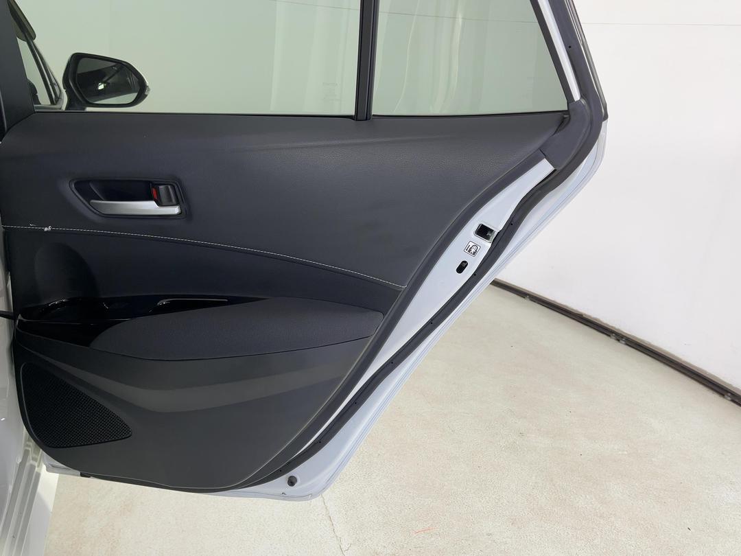 Photo '19' of Toyota Corolla