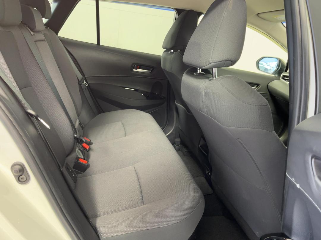 Photo '20' of Toyota Corolla