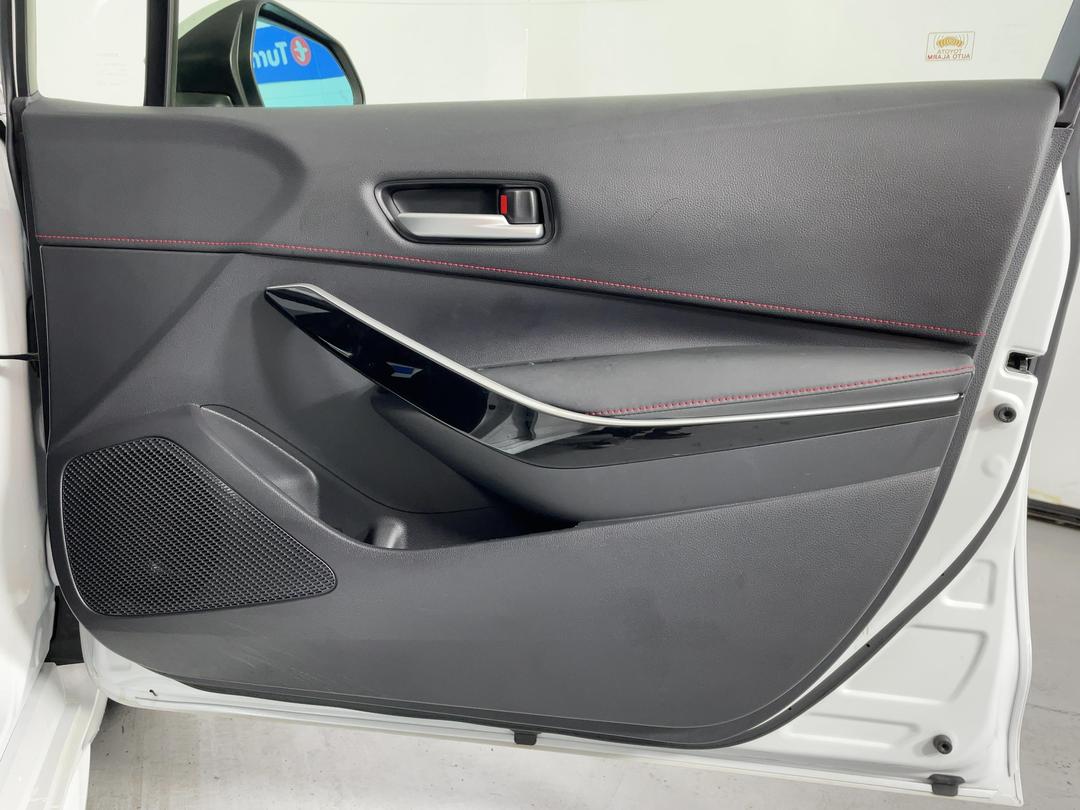 Photo '15' of Toyota Corolla