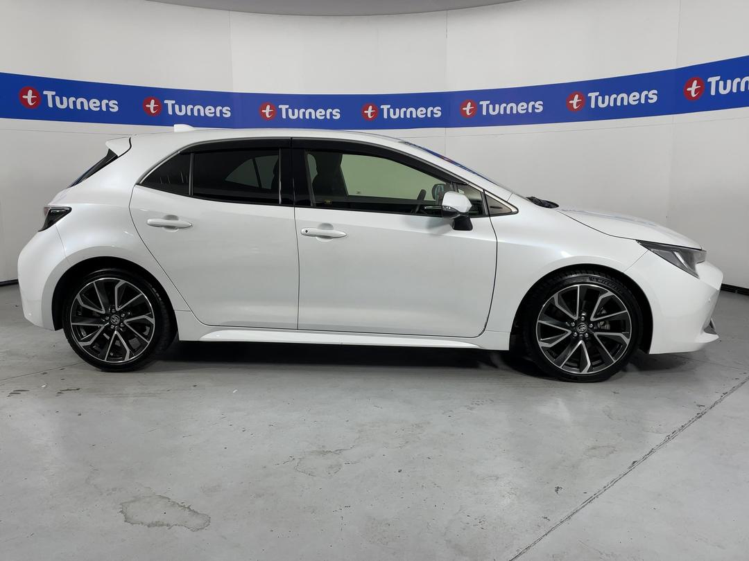 Photo '23' of Toyota Corolla