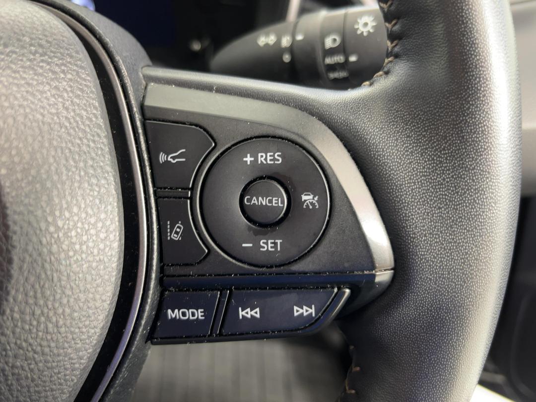 Photo '24' of Toyota Corolla