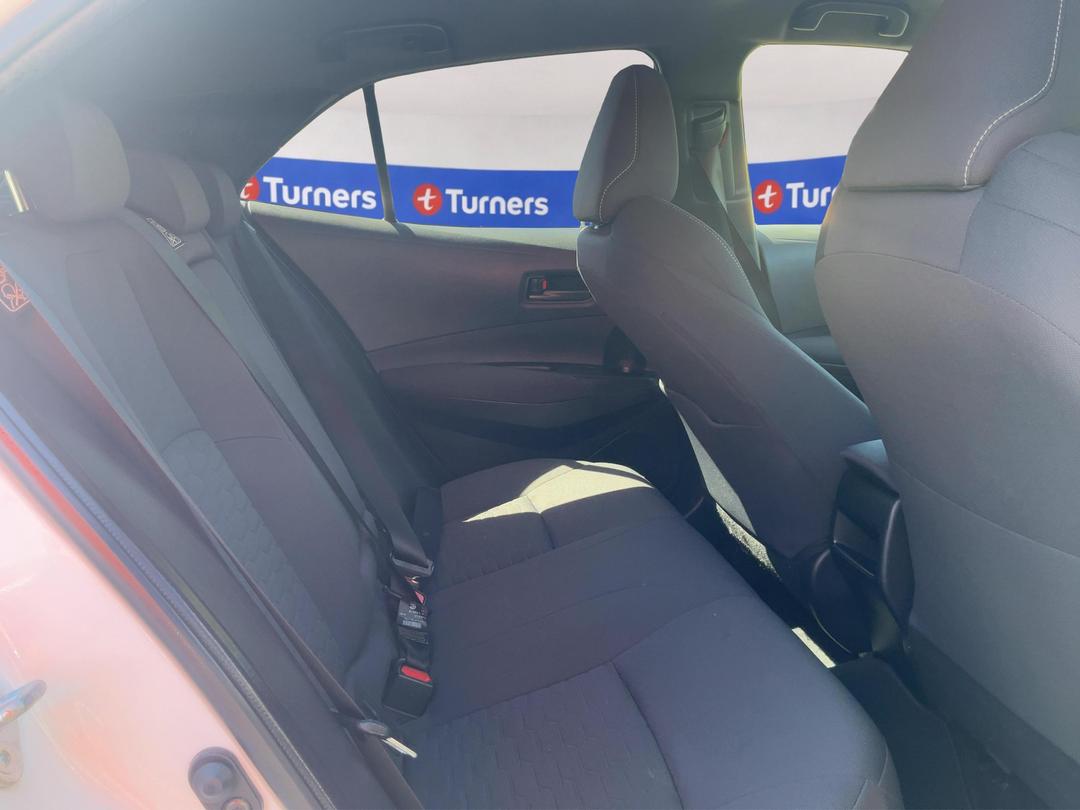 Photo '20' of Toyota Corolla