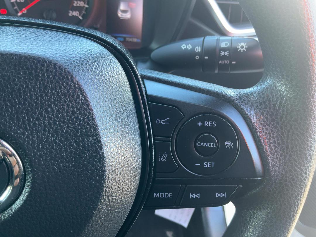 Photo '24' of Toyota Corolla