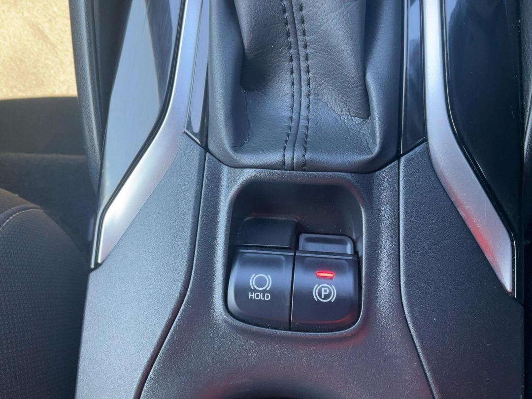 Photo '28' of Toyota Corolla