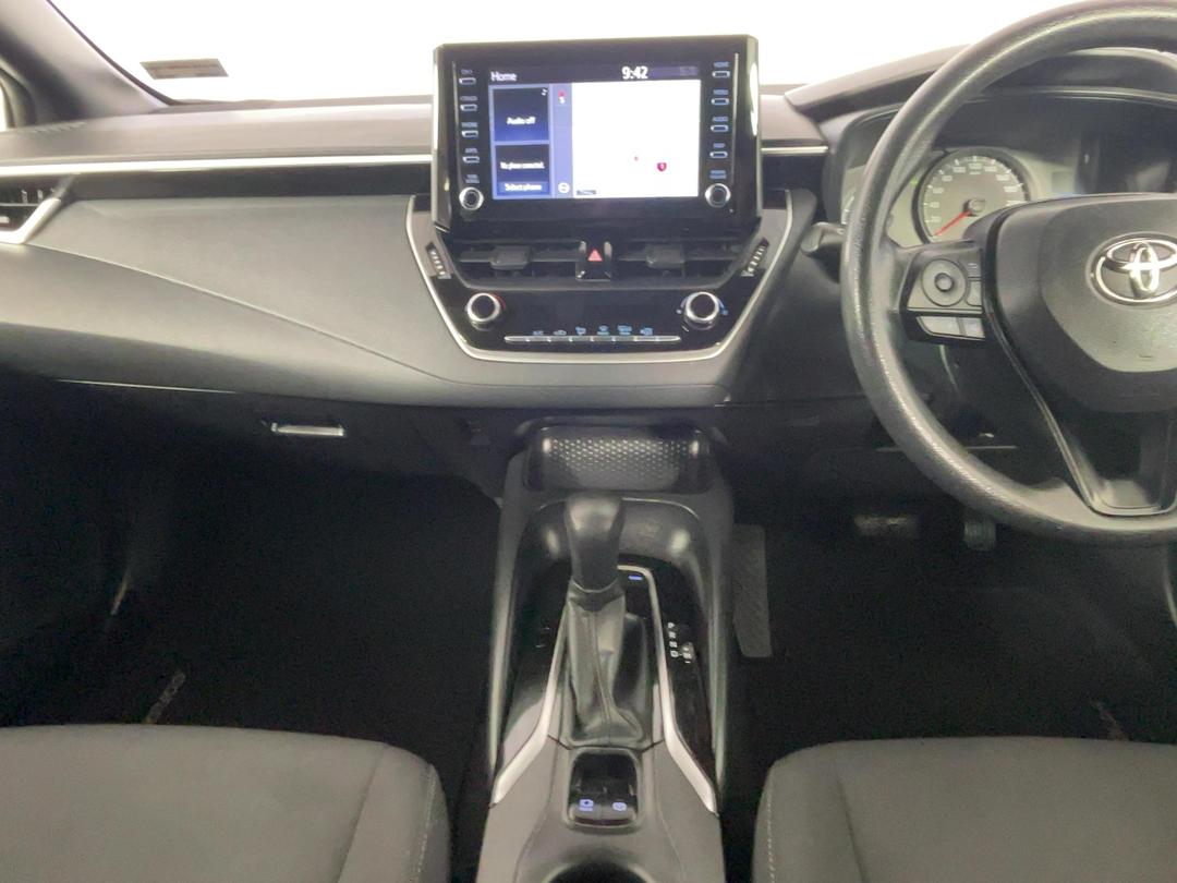 Photo '18' of Toyota Corolla