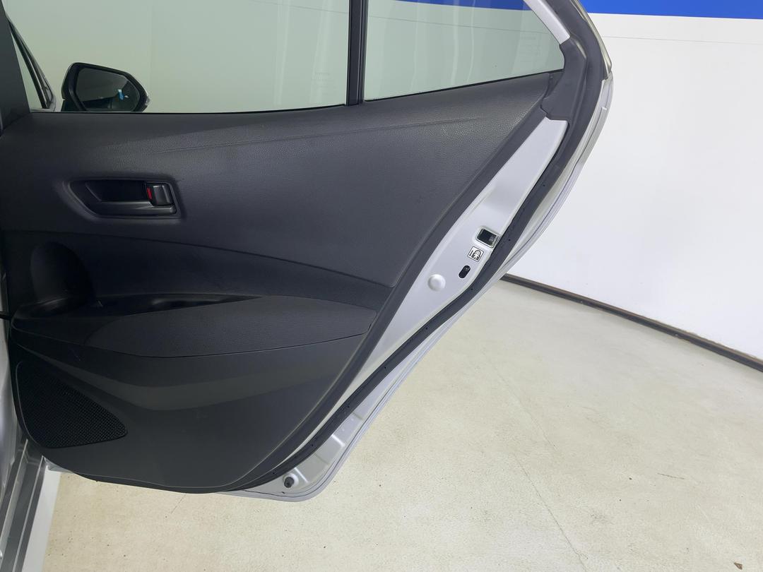 Photo '19' of Toyota Corolla