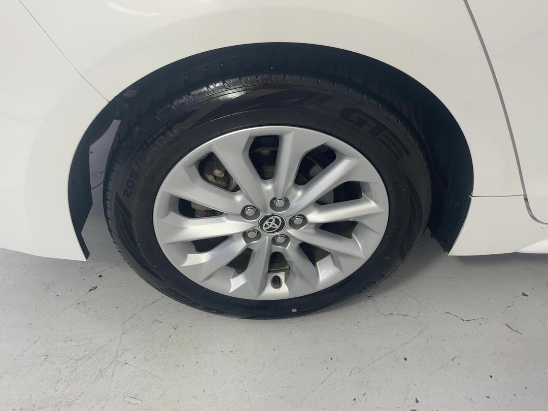 Photo '12' of Toyota Corolla