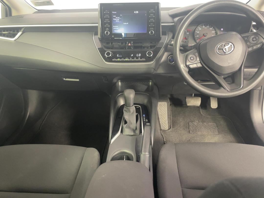 Photo '18' of Toyota Corolla