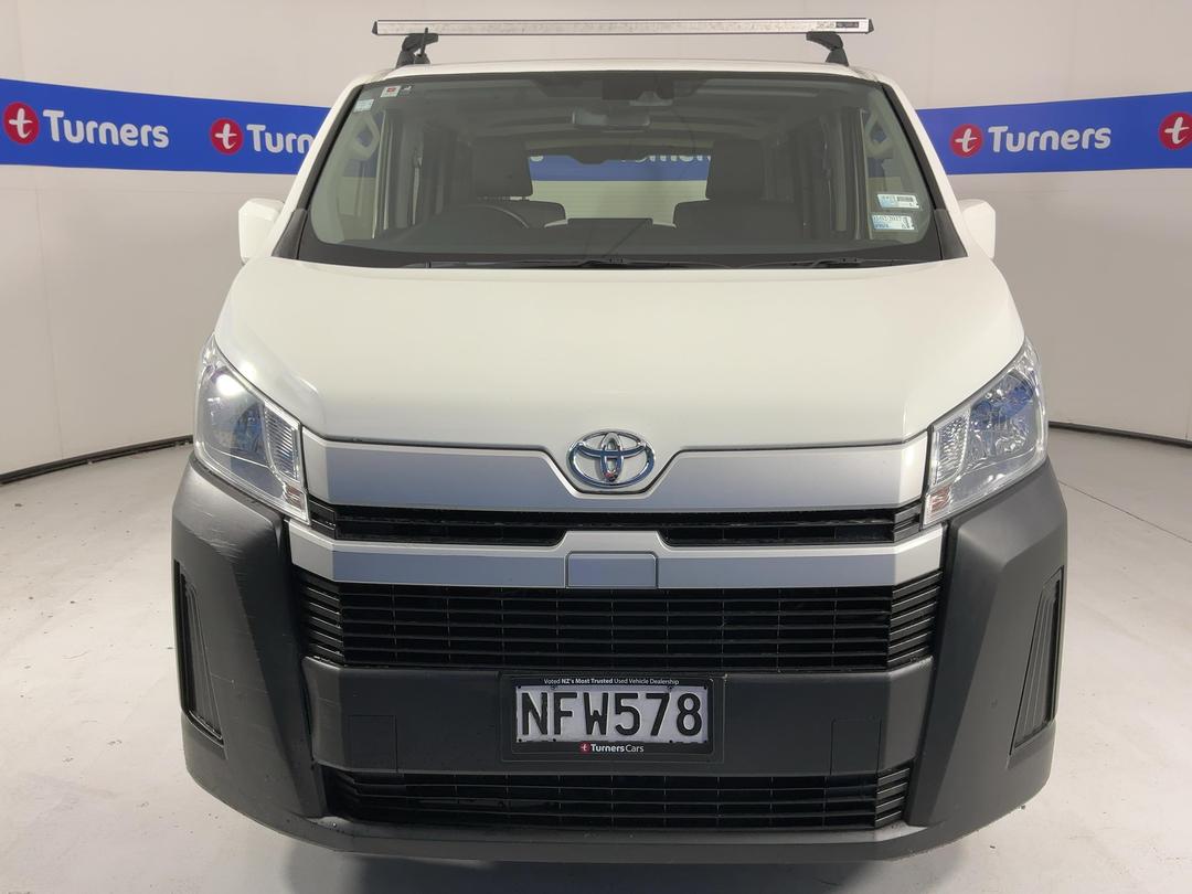 Photo '2' of Toyota Hiace