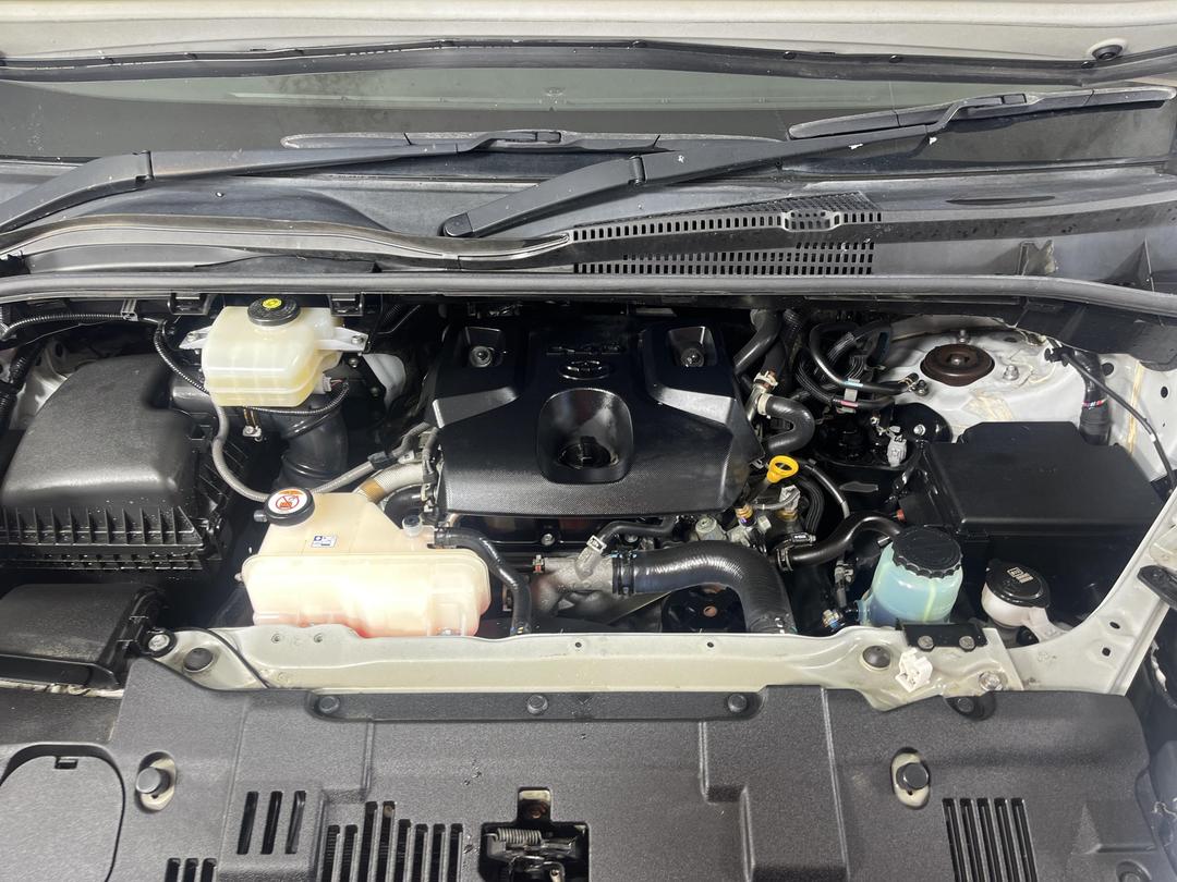 Photo '13' of Toyota Hiace