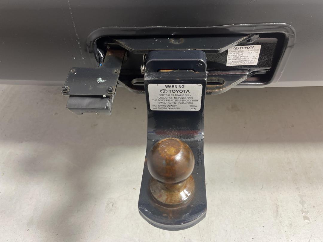 Photo '23' of Toyota Hiace