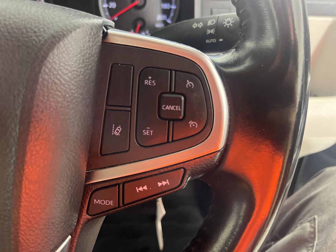 Photo '25' of Toyota Hiace