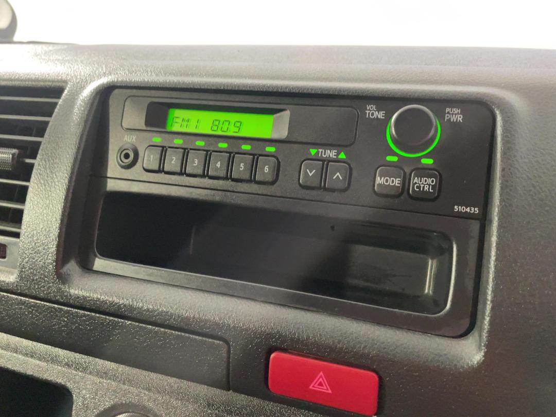Photo '26' of Toyota Hiace