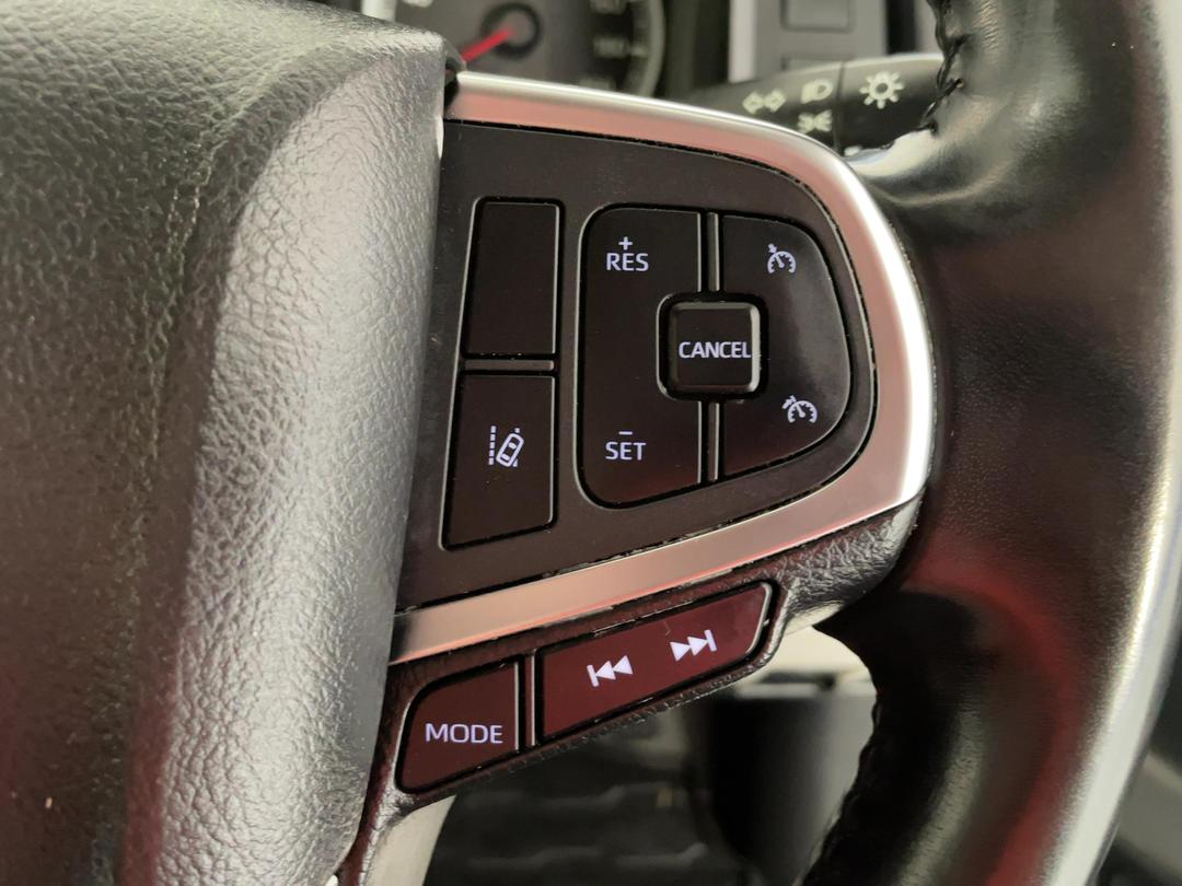 Photo '24' of Toyota Hiace