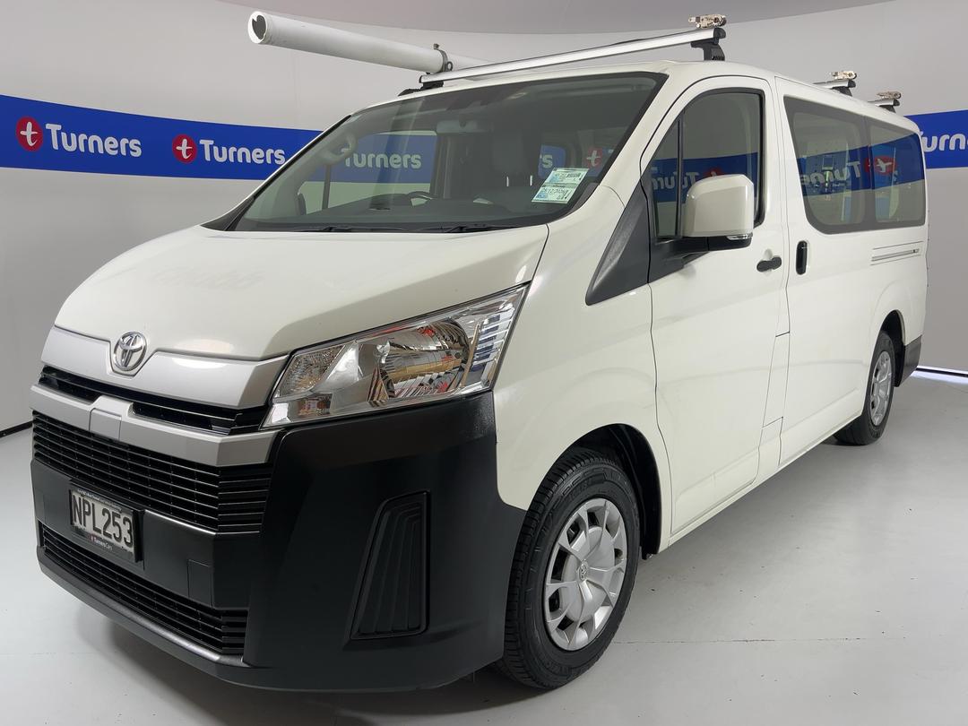 Photo '4' of Toyota Hiace