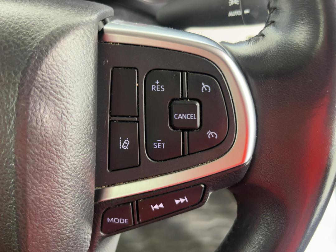 Photo '22' of Toyota Hiace