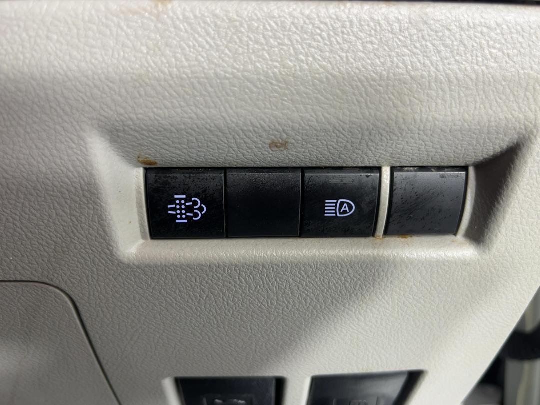 Photo '24' of Toyota Hiace