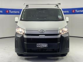 Photo '2' of Toyota Hiace