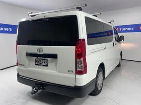 Photo '7' of Toyota Hiace