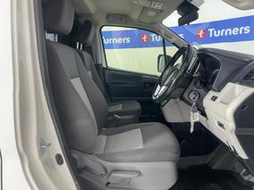 Photo '16' of Toyota Hiace