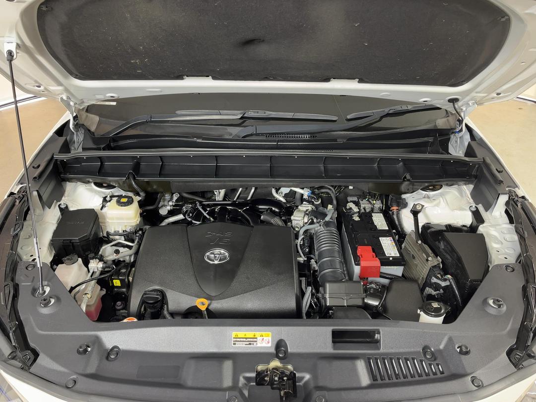 Photo '13' of Toyota Highlander