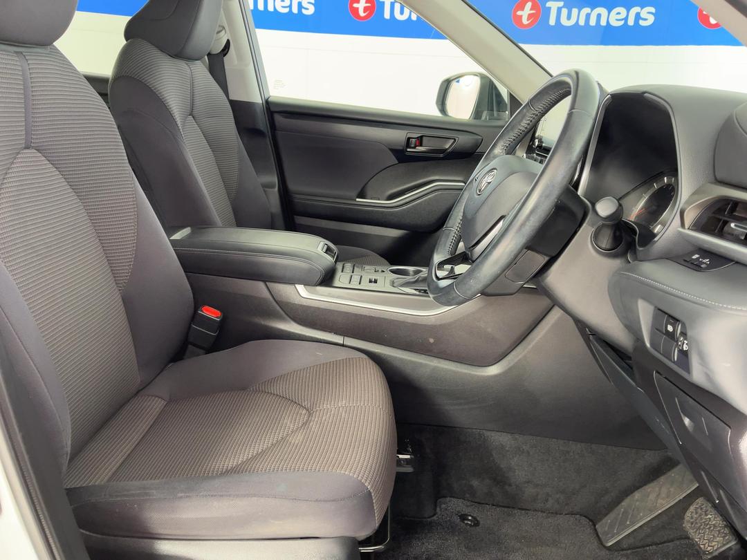 Photo '16' of Toyota Highlander