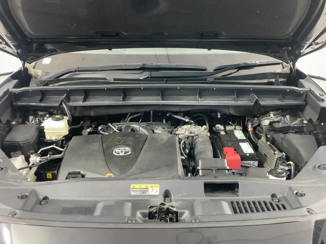 Photo '13' of Toyota Highlander