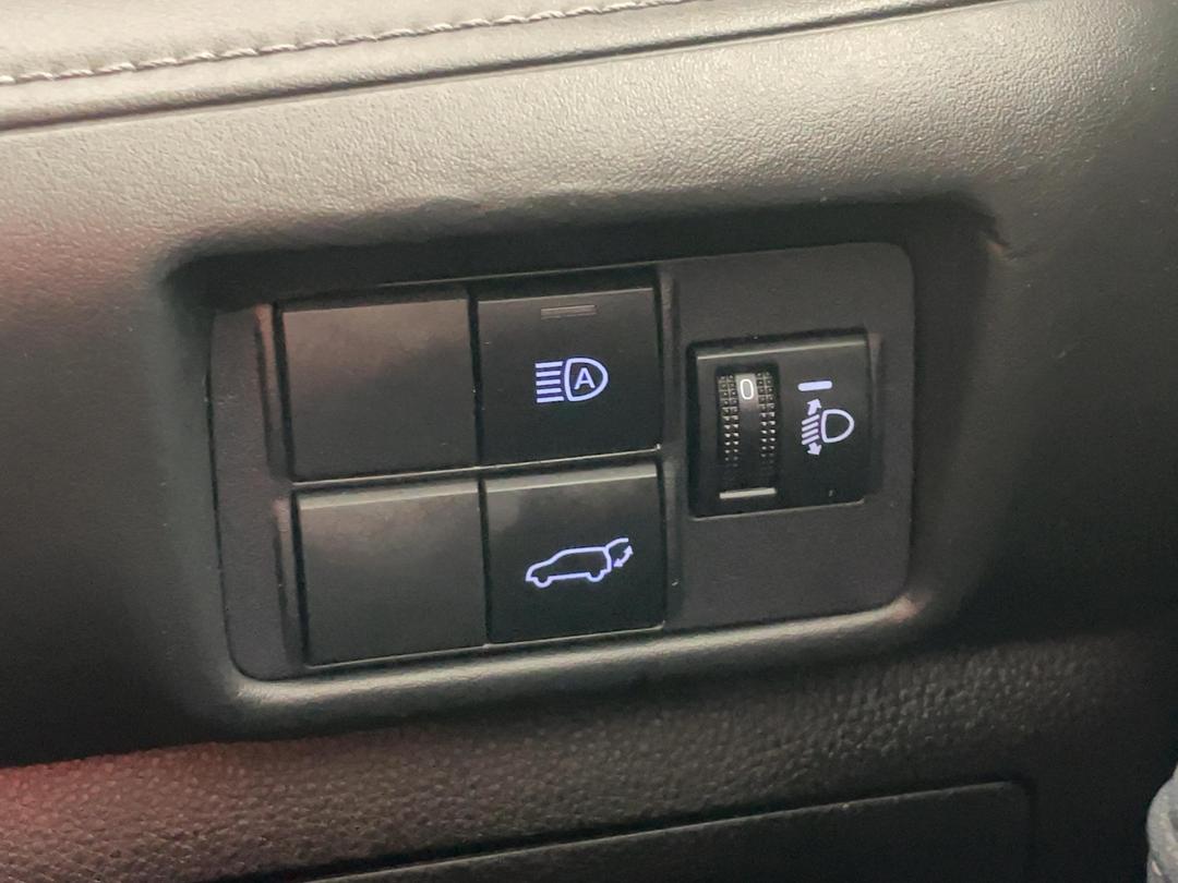 Photo '27' of Toyota Highlander