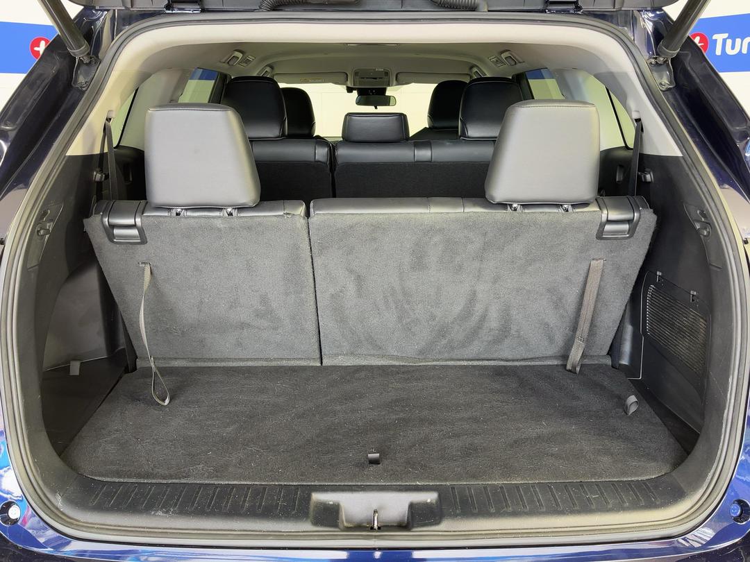 Photo '14' of Toyota Highlander