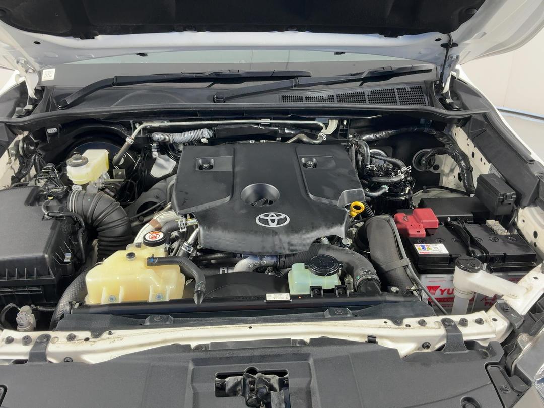 Photo '13' of Toyota Hilux