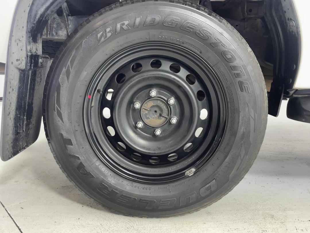 Photo '12' of Toyota Hilux
