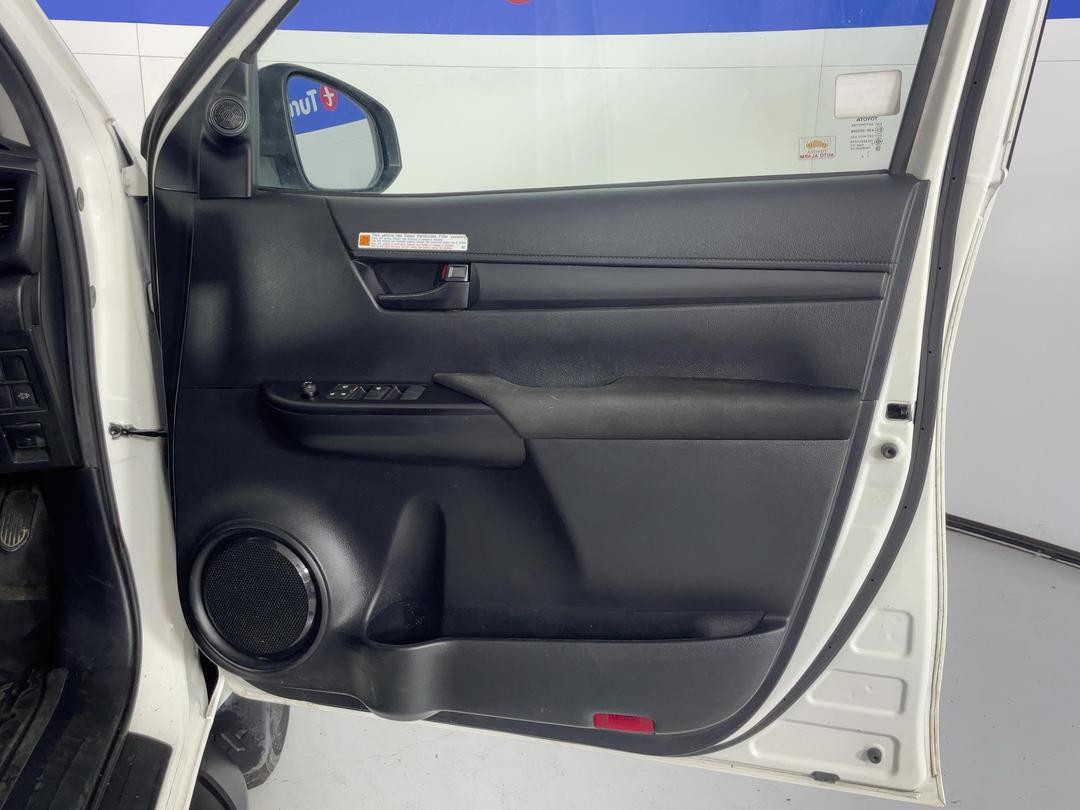 Photo '15' of Toyota Hilux