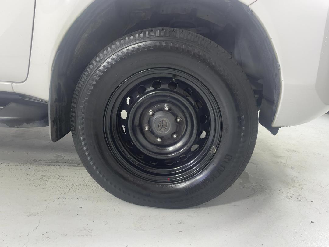 Photo '9' of Toyota Hilux