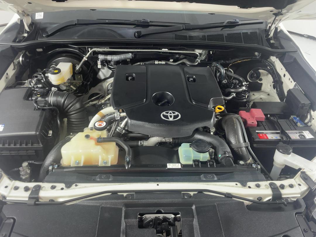Photo '13' of Toyota Hilux