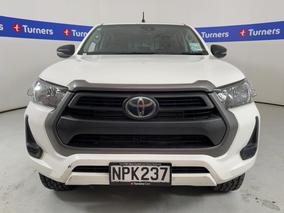 Photo '2' of Toyota Hilux
