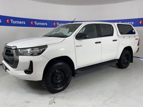 Photo '4' of Toyota Hilux