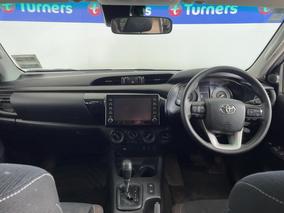 Photo '17' of Toyota Hilux