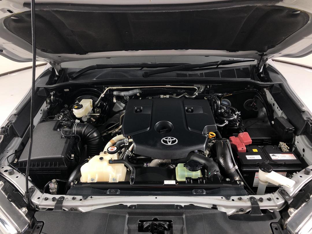 Photo '13' of Toyota Hilux